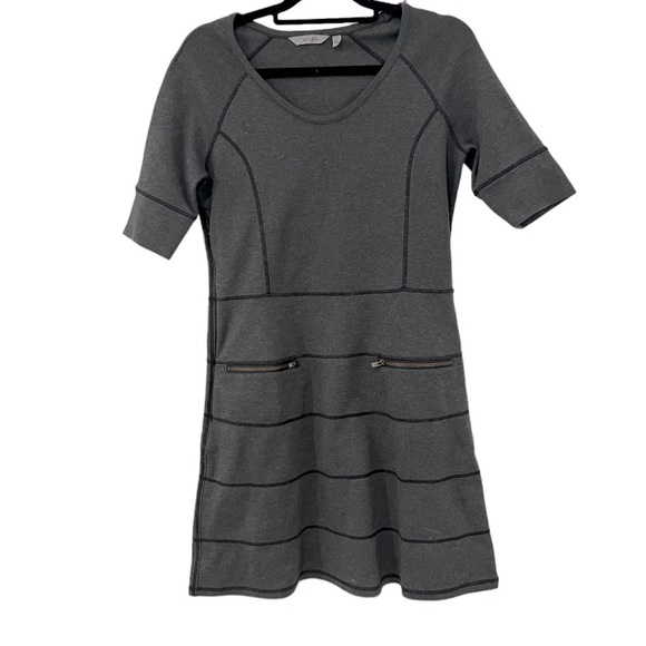Athleta strata pointe dress. - Picture 3 of 5